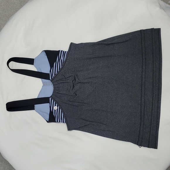 Lululemon Run Back on Track size 4 black and polar haze - Picture 6 of 9